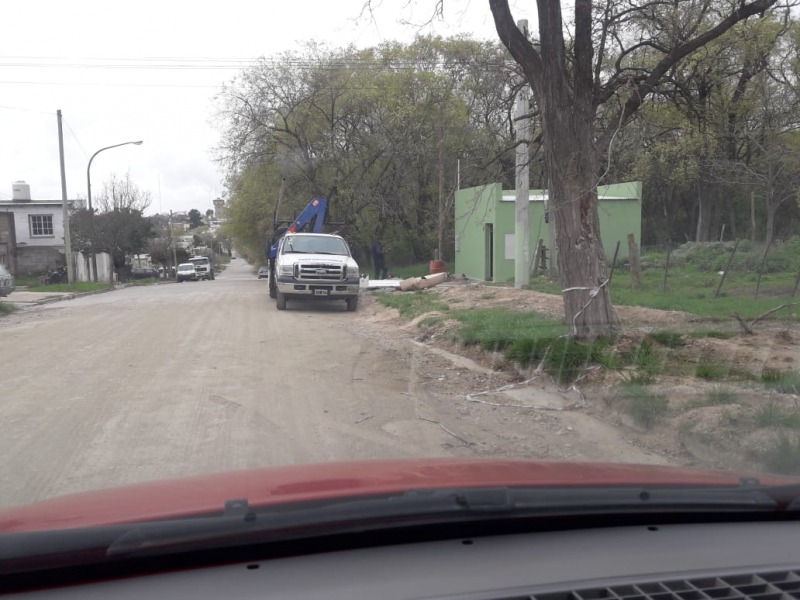 Vecinos de Sierras Bayas reclaman por un corte de agua